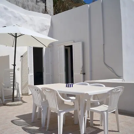 L'isolana Vacanza Azzurra Apartment *
