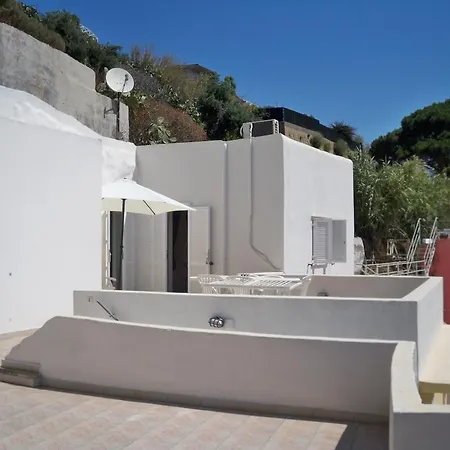 L'isolana Vacanza Azzurra Apartment *